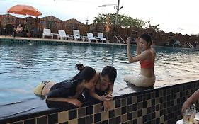 Bullkool Hua Hin Pool Villa